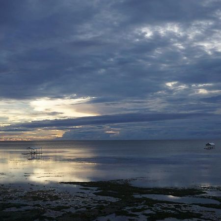 伯德兰海滩俱乐部酒店 Bolinao 外观 照片