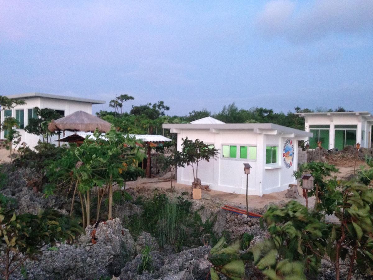 伯德兰海滩俱乐部酒店 Bolinao 外观 照片